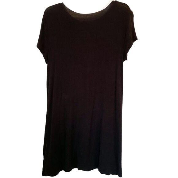 SavLaBrant Boutique Black Pocket Mini Dress Medium Casual Short Sleeve Everyday - Picture 4 of 4